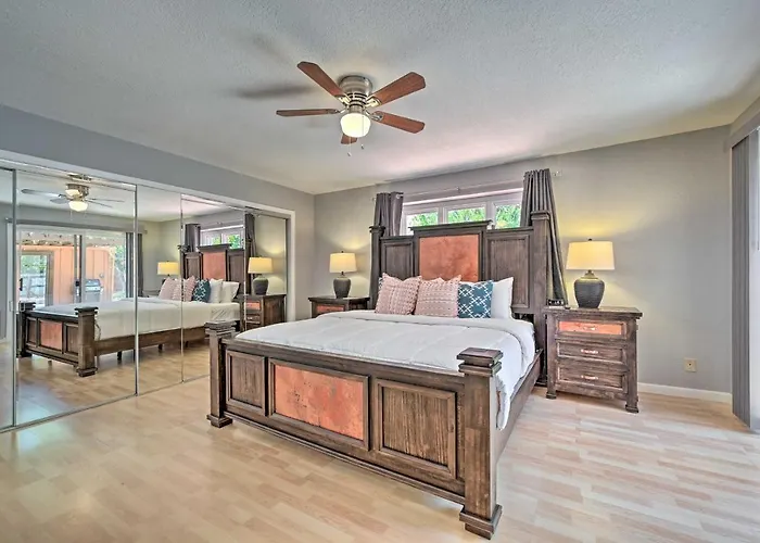 Holiday home 1 Mi To Cathedral Rock Trailhead: W/ Sunroom Sedona