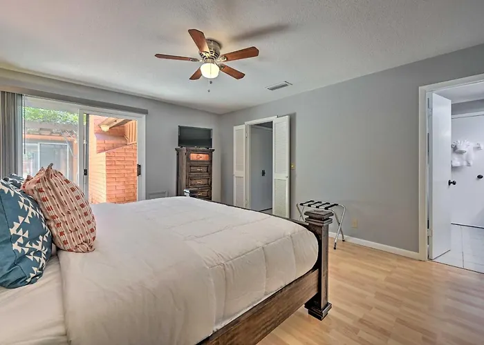 Holiday home 1 Mi To Cathedral Rock Trailhead: W/ Sunroom Sedona