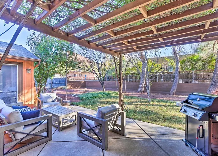 1 Mi To Cathedral Rock Trailhead: W/ Sunroom * Sedona